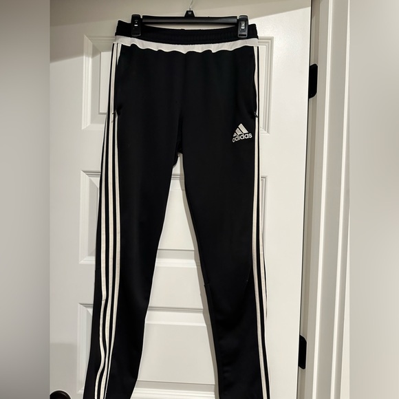 Boys XL Adidas  Joggers - Picture 1 of 5
